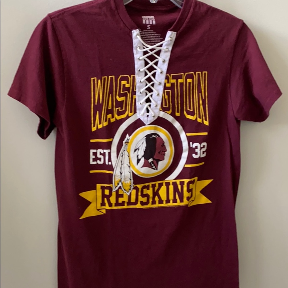 Junk Food tee Washington Redskins lace up tee sm